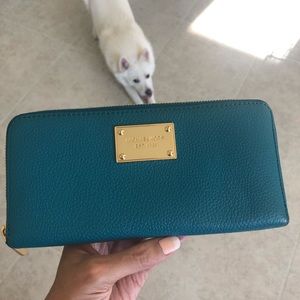 Michael Kors Continental Wallet